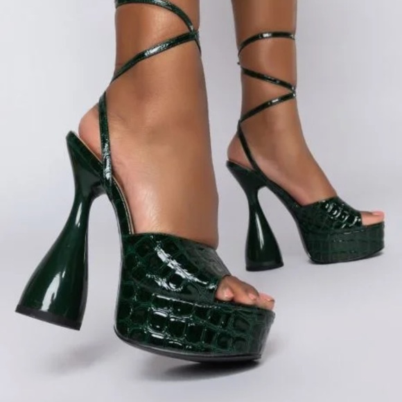 shopakira heels - Picture 1 of 2